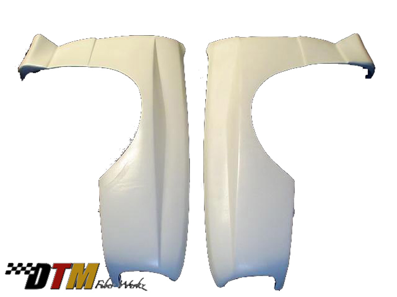 DTM Fiber Werkz BMW E30 EVO R Style Widebody Front Fenders View Unmounted 1 DTM Fiber Werkz BMW E30 EVO R Style Widebody Front Fenders Unmounted 1