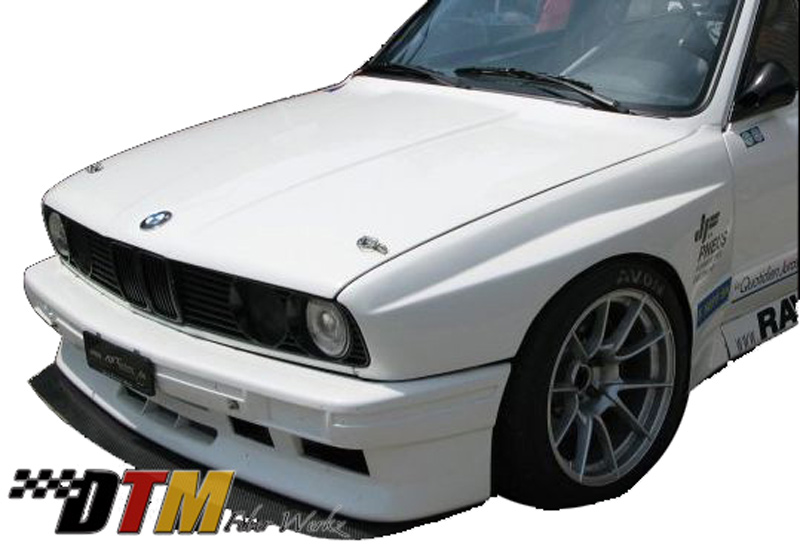 DTM Fiber Werkz BMW E30 EVO R Style Widebody Front Fenders View 5 DTM Fiber Werkz BMW E30 EVO R Style Widebody Front Fenders View 5