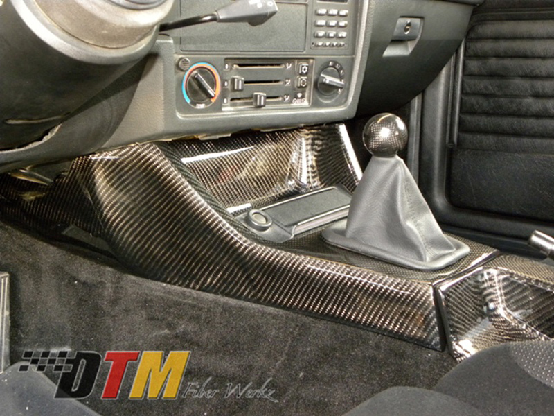 DTM Fiber Werkz BMW E30 Carbon Fiber Center Console 2 DTM Fiber Werkz BMW E30 Carbon Fiber Center Console 2