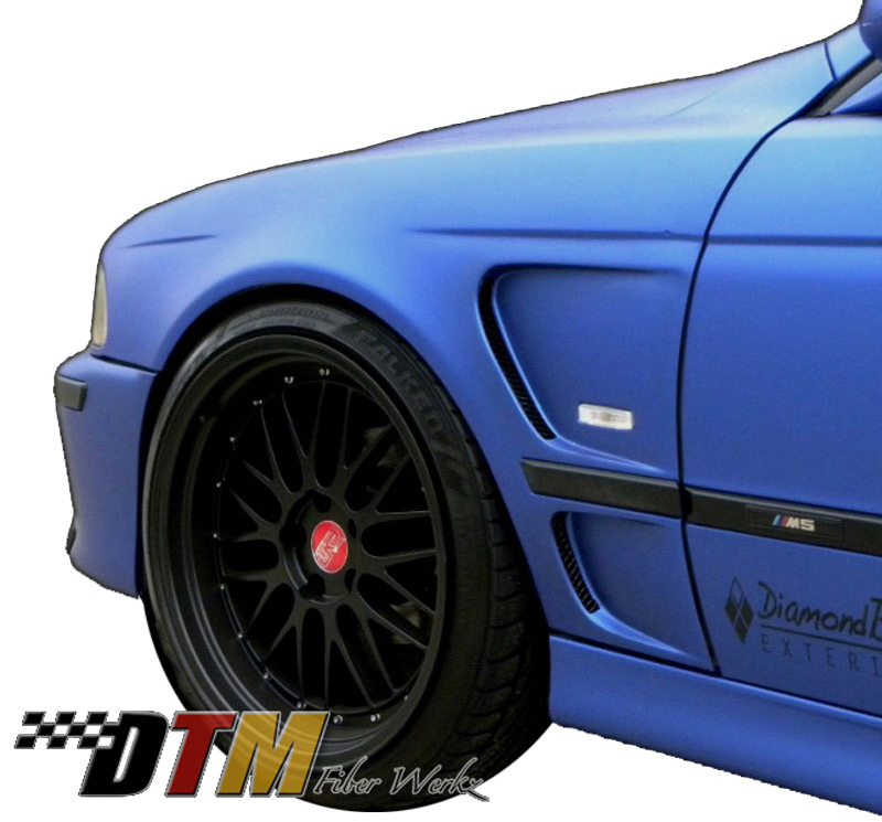 DTM Fiber Werkz BMW E39 Vented Front Fenders DTM Fiber Werkz BMW E39 Vented Front Fenders
