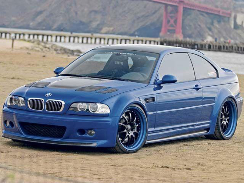 DTM Fiber Werkz BMW E46 GTR Side Skirts View 3 DTM Fiber Werkz BMW E46 GTR Side Skirts View 3