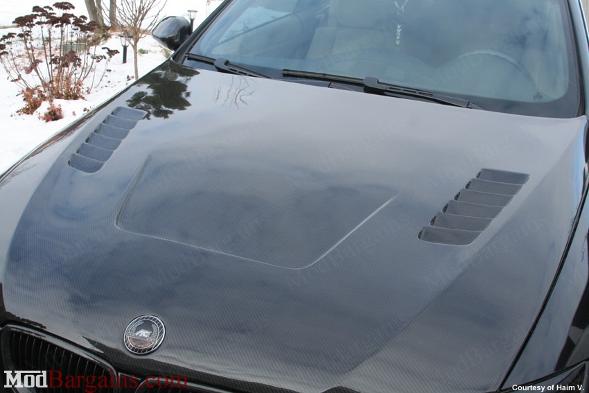 BMW E92 328i 335i Carbon Fiber Vented Hood BMW E92 328i 335i Carbon Fiber Vented Hood