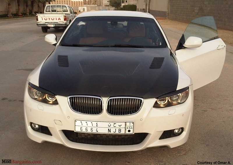 BMW E92 Carbon Fiber Vented Hood BMW E92 Carbon Fiber Vented Hood