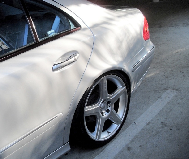 Mercedes-Benz E Class Style Wheels Rear Driver View Mercedes-Benz E Class Style Wheels Rear Driver View